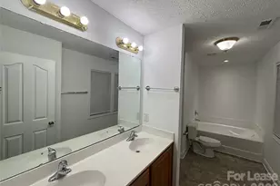 1701 Wilburn Park Ln NW, Charlotte, NC 28269 - Photo 25