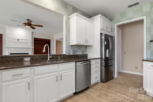 5096 Grandview Dr, Fort Mill, SC 29707 - Photo 15