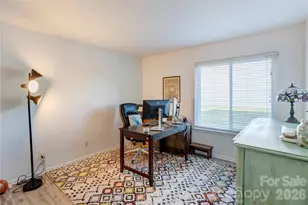 6608 Point Comfort Ln, Charlotte, NC 28226 - Photo 11