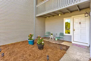 6608 Point Comfort Ln, Charlotte, NC 28226 - Photo 3