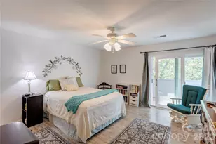 6608 Point Comfort Ln, Charlotte, NC 28226 - Photo 13