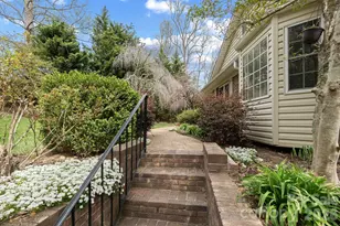 432 Hunters Glen Ln, Hendersonville, NC 28739 - Photo 3