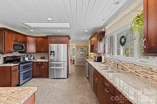 432 Hunters Glen Ln, Hendersonville, NC 28739 - Photo 9