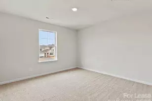 3352 Blf Hl Ln, Charlotte, NC 28215 - Photo 11