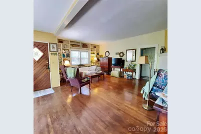 121 Ohara Circle, Hendersonville, NC 28739 - Photo 5