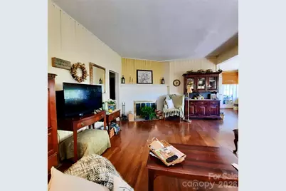 121 Ohara Circle, Hendersonville, NC 28739 - Photo 13