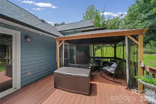 2600 Lakewood Dr, Gastonia, NC 28052 - Photo 9