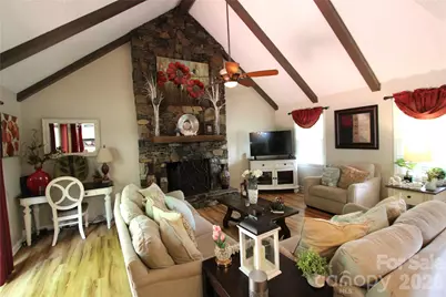 2600 Lakewood Drive, Gastonia, NC 28052 - Photo 5