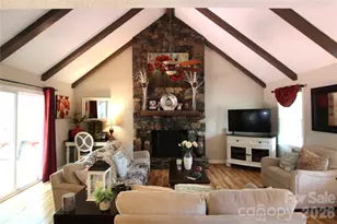 2600 Lakewood Dr, Gastonia, NC 28052 - Photo 9