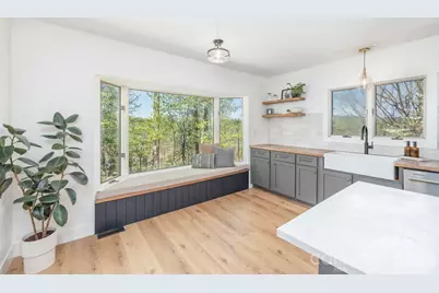 431 Pleasant Grove Road, Hendersonville, NC 28739 - Photo 17
