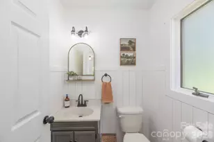 431 Pleasant Grove Rd, Hendersonville, NC 28739 - Photo 7