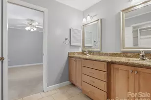 9437 Fairmead Dr, Charlotte, NC 28269 - Photo 21