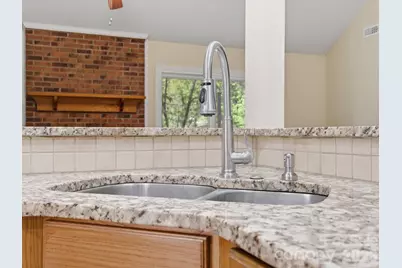 9437 Fairmead Drive, Charlotte, NC 28269 - Photo 11