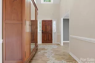 9437 Fairmead Dr, Charlotte, NC 28269 - Photo 5