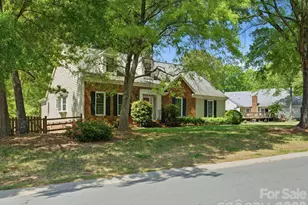9437 Fairmead Dr, Charlotte, NC 28269 - Photo 3