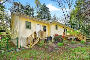 715 Laurel Ave, Black Mountain, NC 28711 - Photo 5