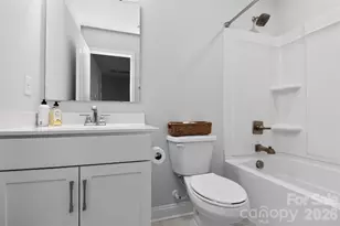 3121 Ada Ml Aly, Charlotte, NC 28205 - Photo 37