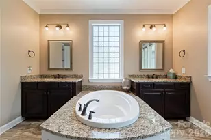 16402 Doves Canyon Ln, Charlotte, NC 28278 - Photo 25