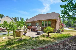 16402 Doves Canyon Ln, Charlotte, NC 28278 - Photo 37