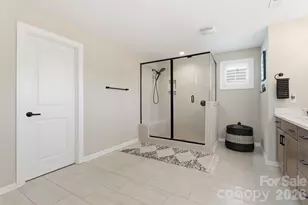 8105 Rolling Wheels Rd, Charlotte, NC 28215 - Photo 25