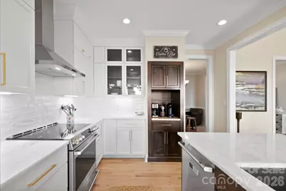 76 Distant View Drive, Asheville, NC 28803 - Photo 11