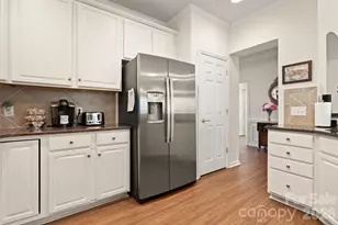 2190 Hartwell Ln, Fort Mill, SC 29707 - Photo 7