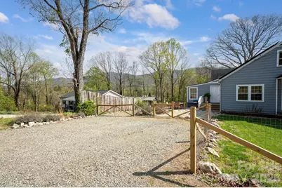 318 Stonewall Avenue, Swannanoa, NC 28778 - Photo 35