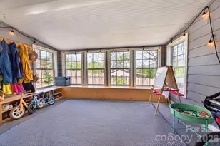 318 Stonewall Ave, Swannanoa, NC 28778 - Photo 15