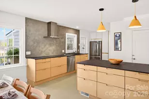 318 Stonewall Ave, Swannanoa, NC 28778 - Photo 5