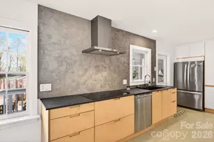 318 Stonewall Ave, Swannanoa, NC 28778 - Photo 7