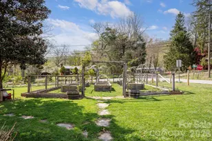 318 Stonewall Ave, Swannanoa, NC 28778 - Photo 33