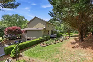 306 Woodview Ct, Fletcher, NC 28732 - Photo 3