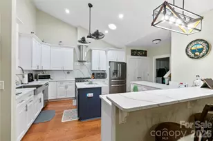 20 Brookstone Pl, Candler, NC 28715 - Photo 7