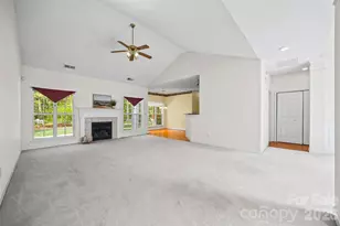 127 Nims Spring Dr, Fort Mill, SC 29715 - Photo 9