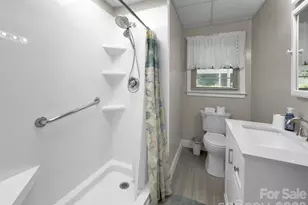 68 Skyview Dr, Waynesville, NC 28786 - Photo 19