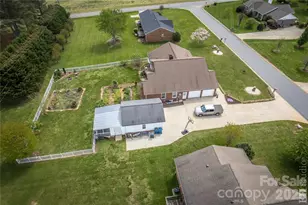 5146 Olde School Dr, Hickory, NC 28602 - Photo 33