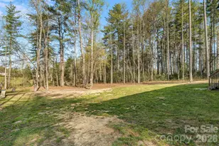 1923 Ridge Rd, Hendersonville, NC 28792 - Photo 31