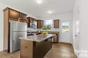 1015 Cherry Bark Pl, Landis, NC 28088 - Photo 9