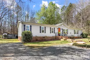 230 Valley View Dr, Clover, SC 29710 - Photo 5