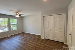 6211 Spanish Oak Rd, Charlotte, NC 28227 - Photo 9