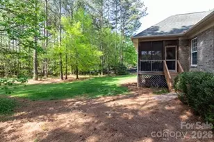 147 Honeysuckle Creek Loop, Mooresville, NC 28117 - Photo 5