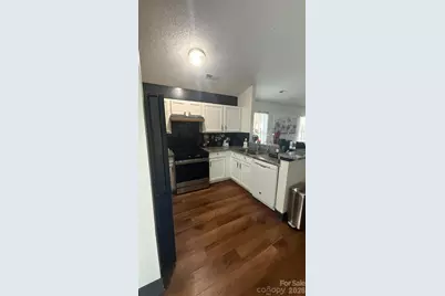 12151 Stewarts Crossing Drive, Charlotte, NC 28215 - Photo 13