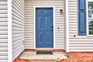 1938 Sunset Village Dr, Charlotte, NC 28216 - Photo 5