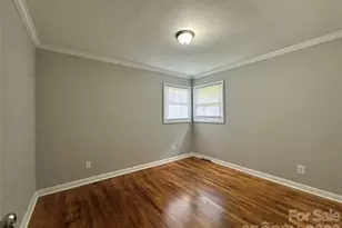 1327 Reid St, Statesville, NC 28677 - Photo 9
