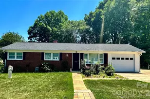 1327 Reid St, Statesville, NC 28677 - Photo 1