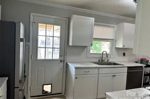 1327 Reid St, Statesville, NC 28677 - Photo 5