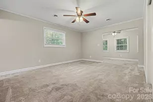 2330 18th St NE, Hickory, NC 28601 - Photo 13
