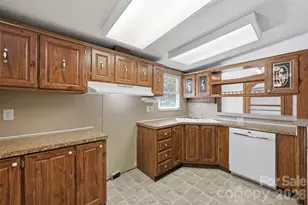 1235 Cheyenne Oaks Dr, Claremont, NC 28610 - Photo 19