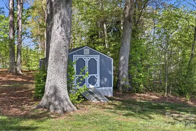 1235 Cheyenne Oaks Drive, Claremont, NC 28610 - Photo 7