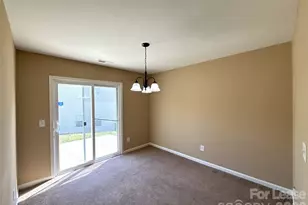 7206 Oakwinds Ct, Charlotte, NC 28269 - Photo 3